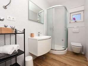 Shower, towels - Alluring Apartment in Vir With Sea Nearby (Vir)