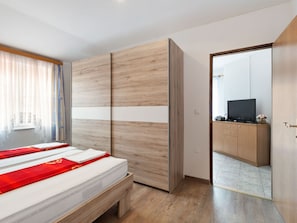 1 bedroom - Lovely Apartment in Jadranovo near Town Center (Crikvenica)