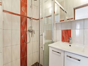 Bathroom - Lovely Apartment in Jadranovo near Town Center (Crikvenica)