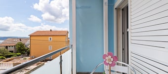 Lovely Apartment in Jadranovo near Town Center