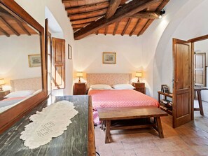 Hus | 2 soveværelser, individuel indretning, strygejern/strygebræt, sengetøj