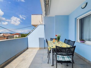 Balcony - Simplistic Apartment in Jadranovo near Sea Beach (Crikvenica)