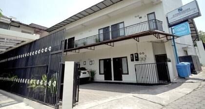 D’Paragon Tambakboyo