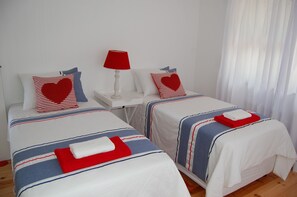 Hus | 4 soverom og strykejern/-brett