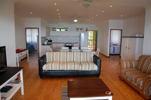 Interior - Mar Azul 21 (Ponta d'Ouro)