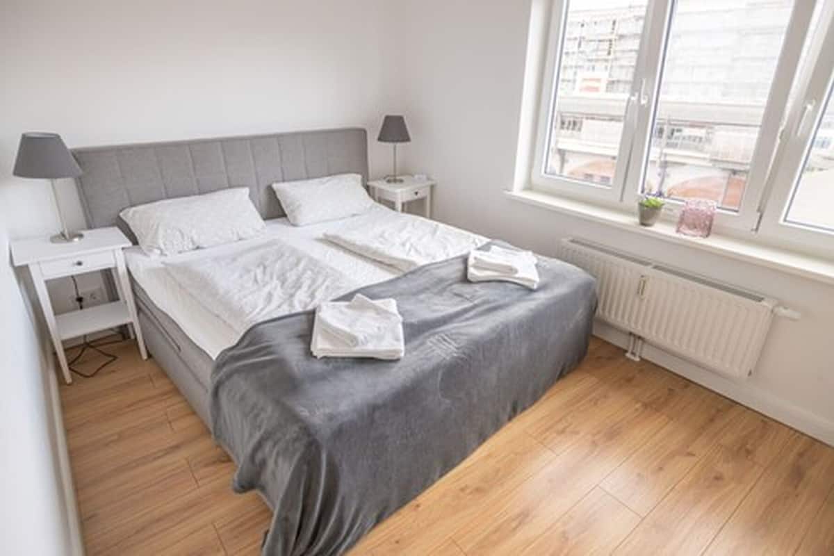 Laptop workspace, soundproofing, free WiFi, individually furnished
