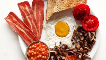 Free daily continental breakfast