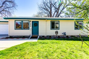 Exterior - Fenced Backyard | Near Mall & Hospitals (39) (Boise)