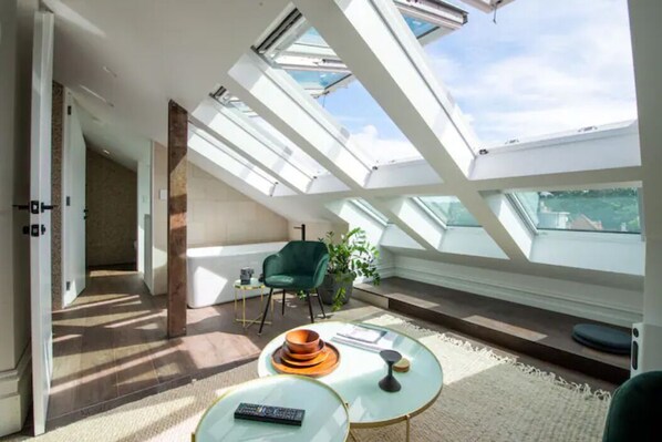 Interior - harbourside luxury (Kurraba Point)