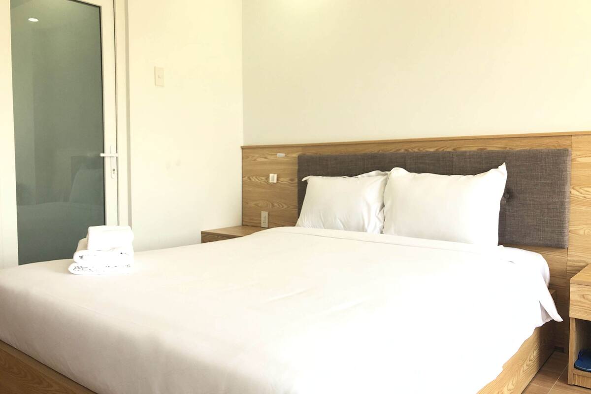 ห้องดีลักซ์ดับเบิล | โต๊ะทำงาน, Wi-Fi ฟรี, ผ้าปูที่นอน