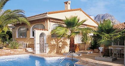 Appartement dans une maison de vacances avec piscine privée, WIFI, terrasse, animaux admis, parking
