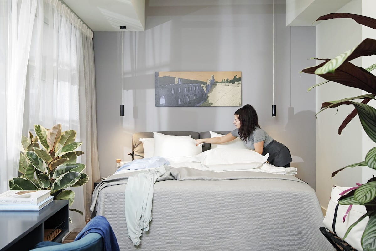 standard room | egyptian cotton sheets, premium bedding, down duvets, minibar