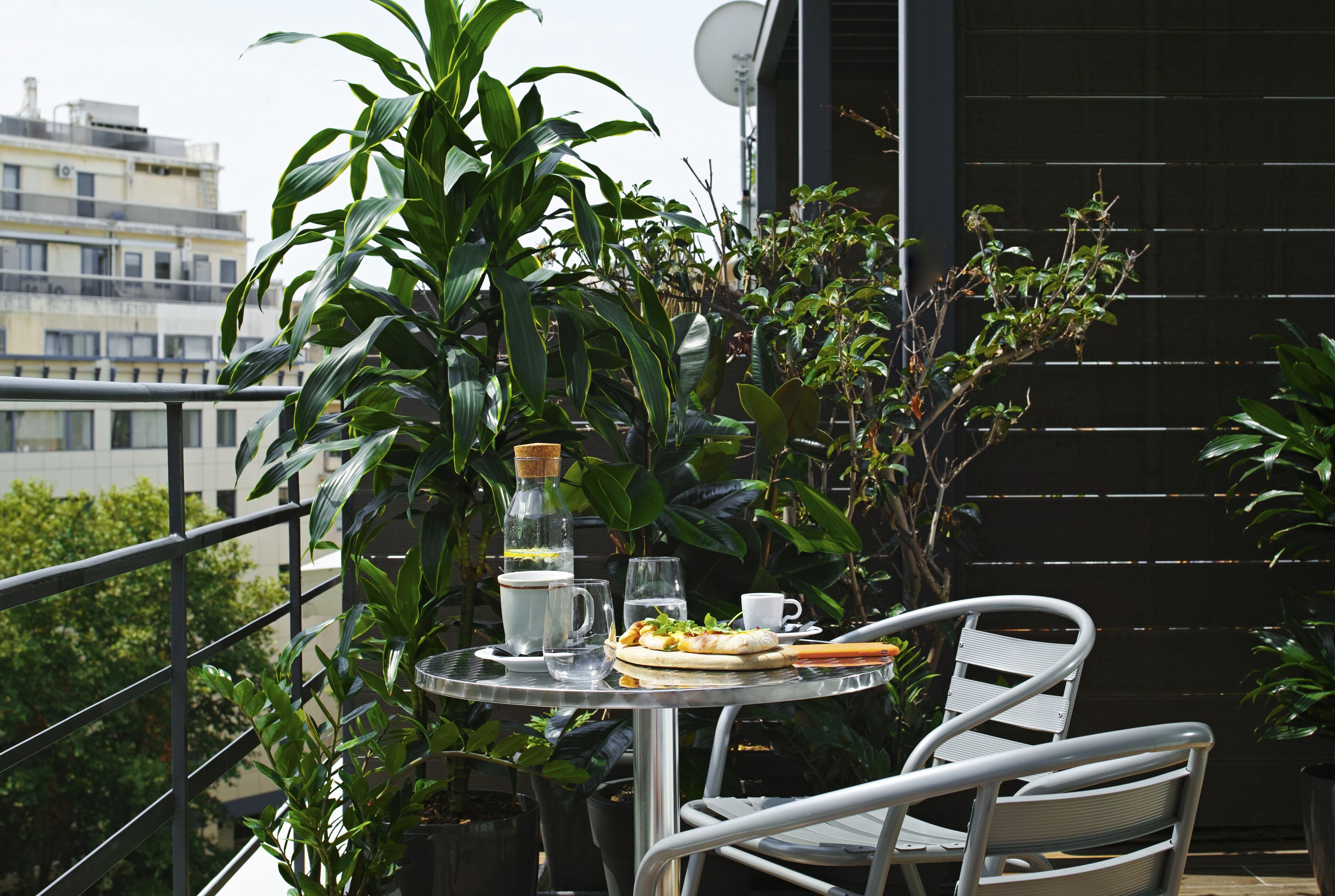 signature suite | terrace/patio