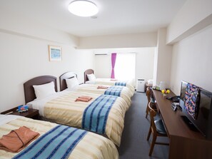 Quadruple Room, Non Smoking | Blackout drapes, iron/ironing board, free WiFi, bed sheets - Hotel Peace Island Nago (Nago)