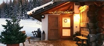 Cosy apartment for 9 guests with WIFI, TV and pets allowed