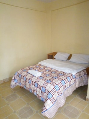 Desk, free WiFi, bed sheets