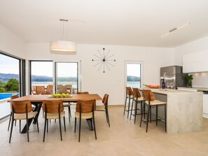 Dining - Stunning private villa for 8 guests with WIFI, private pool, A/C, TV and terrace (Solin)