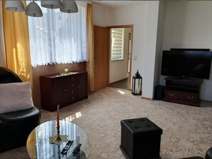 Living room - Lovely Apartment in Thale Near Forest (Thale)