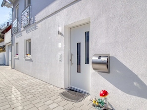 Exterior - Elegant Apartment in Freiburg near Forest (Freiburg im Breisgau)