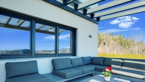 House | Balcony - Spacious Holiday Home in Maria Saal with Hot Tub (Maria Saal)