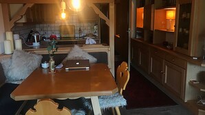 Unclassified image, 3 of 11, button - Cozy Apartment in Saalfelden am Steinernen Meer near Lake (Saalfelden am Steinernen Meer)