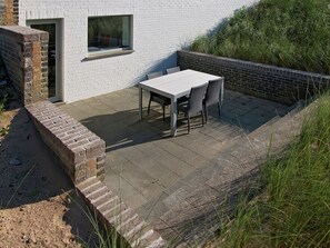 House | Balcony - Enticing Holiday Home in Middelkerke near Sea (Middelkerke)