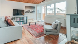Living room - Elegant Holiday Home in Sankt Johann in Tirol With Balcony (Sankt Johann in Tirol)