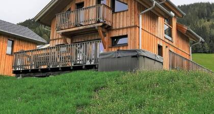 Deluxe Holiday Home in Hohentauern with Hot Tub