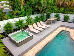 Pool - White Sands (Anna Maria)