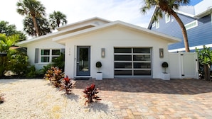 Exterior - White Sands (Anna Maria)