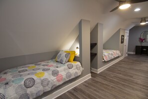 2 chambres, fer et planche Ă repasser, Wi-Fi gratuit, draps fournis