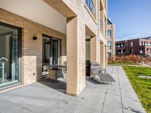 Balcony - Chic Holiday Home in Varel With Balcony (Varel)