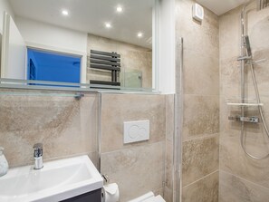 Apartment | Badezimmer | Dusche