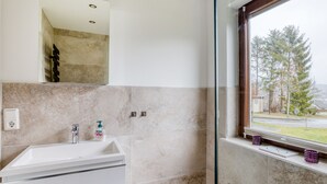 Unclassified image, 4 of 28, button - Alluring Holiday Home in Winterberg With Garden (Winterberg)