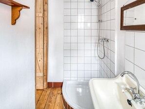 House | Bathroom - Holiday Home in Wolfsberg by River (Sangerhausen)