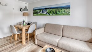 Dining - Simplistic Holiday Home in Winterberg near Bobsled Track (Winterberg)