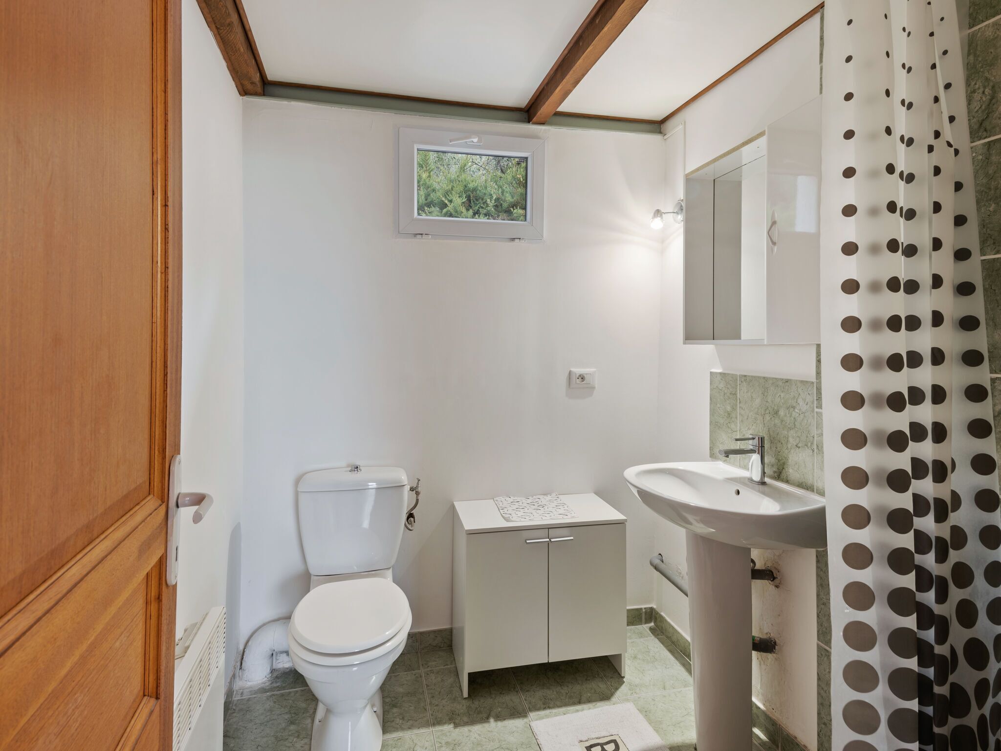 House | Bathroom | Shower, towels