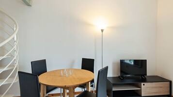 House | Dining