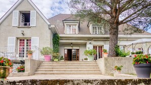 Unclassified image, 3 of 40, button - Enticing Holiday Home in Saint-martin-de-valamas With Pool (Saint-Martin-de-Valamas)