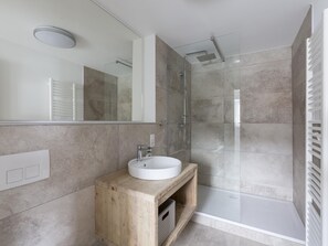 Apartment | Bathroom - Cozy Apartment in Winterberg near Bobsled Track (Winterberg)
