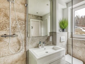 Bathroom - Enticing Holiday Home in Winterberg near Bobsled Track (Winterberg)