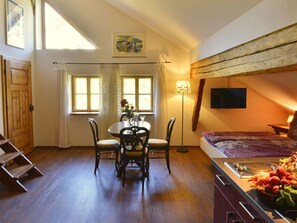 Dining - Captivating Apartment in Altreichenau With Garden (Neureichenau)