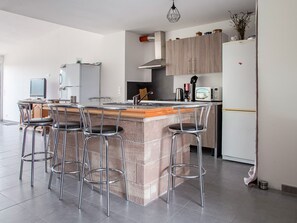 House | Private kitchen - Renovated Village House With Enclosed Garden (Saint-Louis)