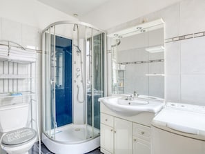 Bathroom - Sober Holiday Home in Selestat Near Humanist Library (Selestat)