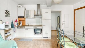 House | Private kitchen - Sober Holiday Home in Selestat Near Humanist Library (Selestat)