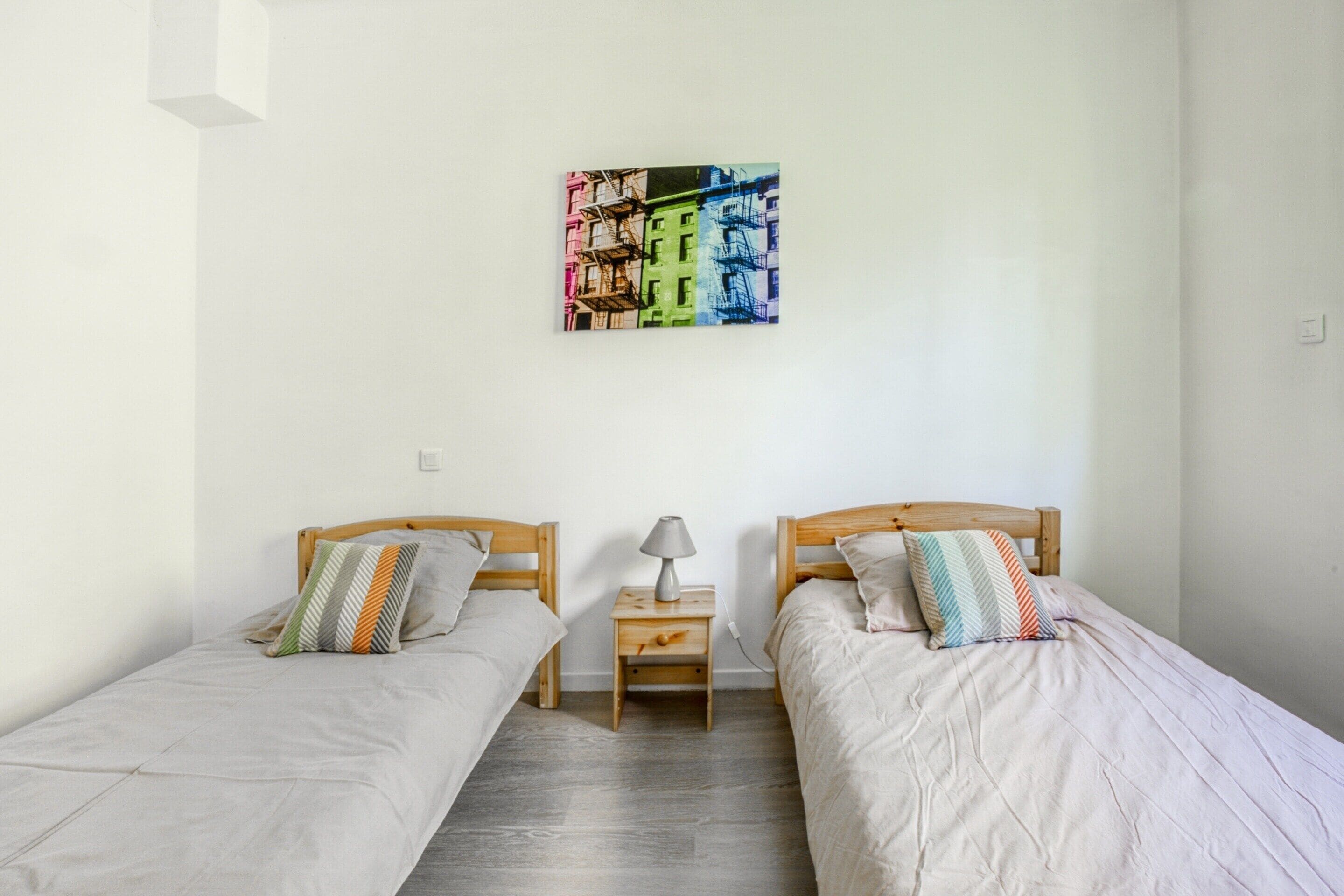 House | 3 bedrooms, individually furnished