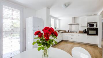 House | Private kitchen