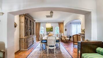 Vila | Ruang keluarga