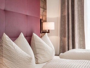 1 bedroom, travel crib, free WiFi - Cosy apartment for 3 guests with WIFI, TV and balcony (Solden)