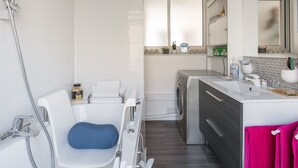 Appartement | Badkamer